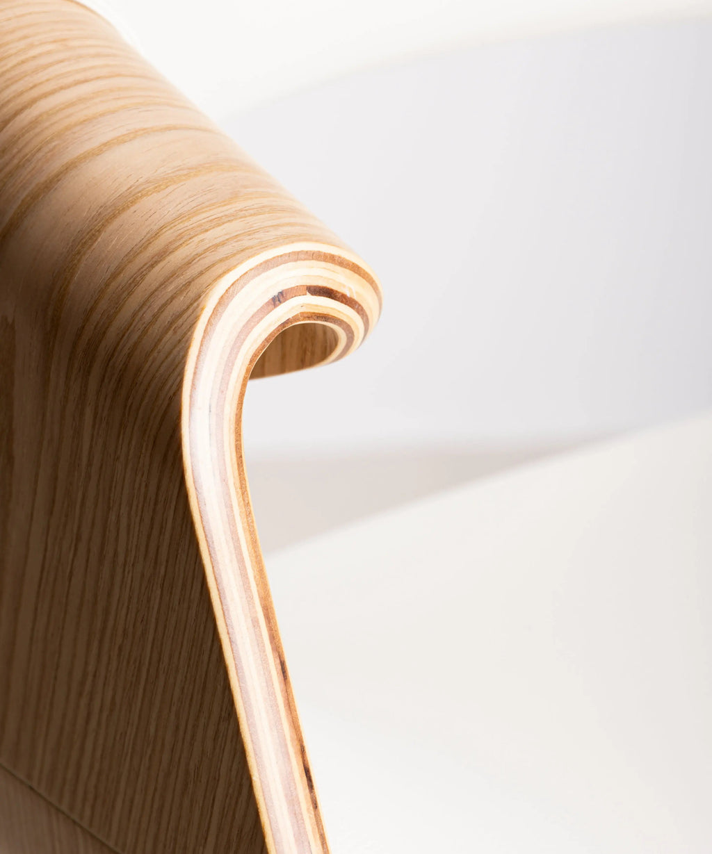 Tabouret réglable en bois et similicuir Binsa