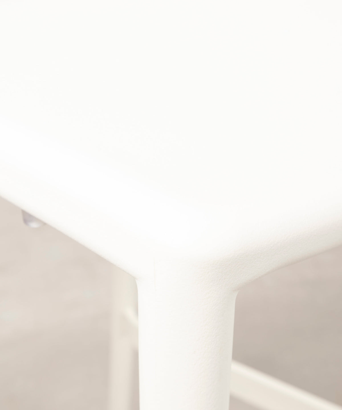 Tabouret en polypropylène Maestro