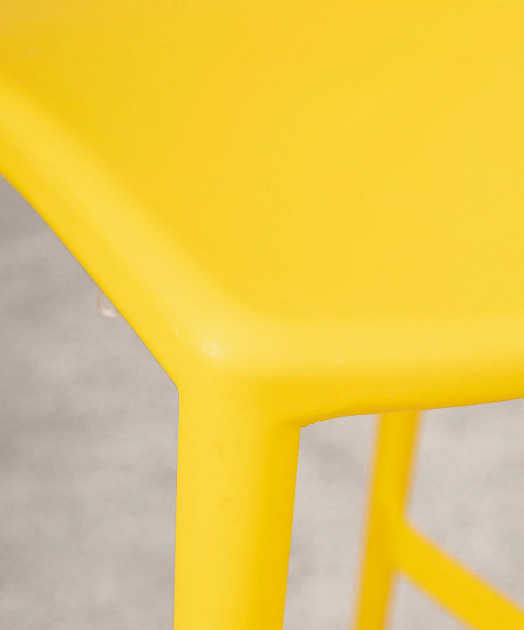 Tabouret en polypropylène Maestro
