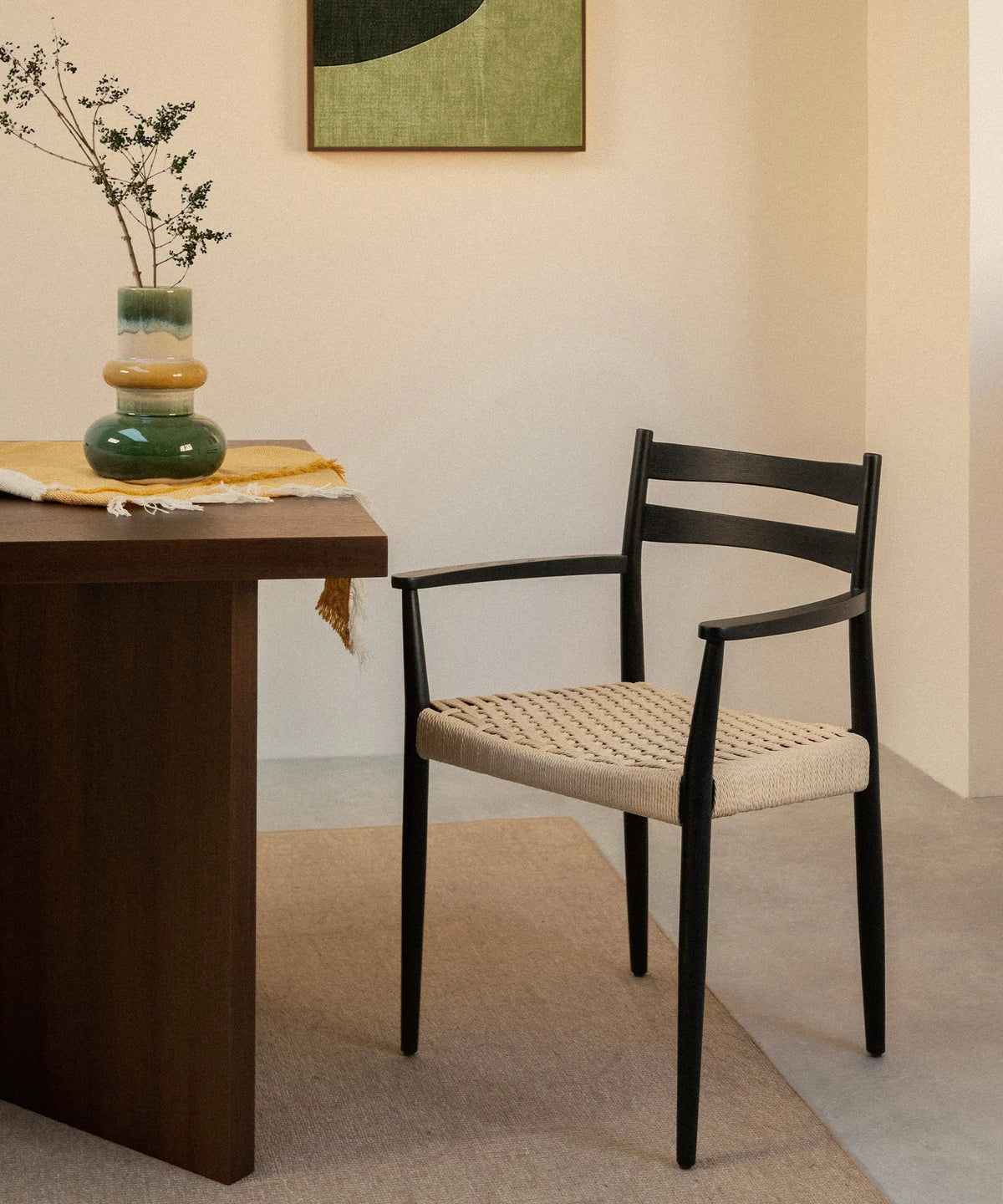 Chaise de salle à manger en bois et corde tressée Nona Arms