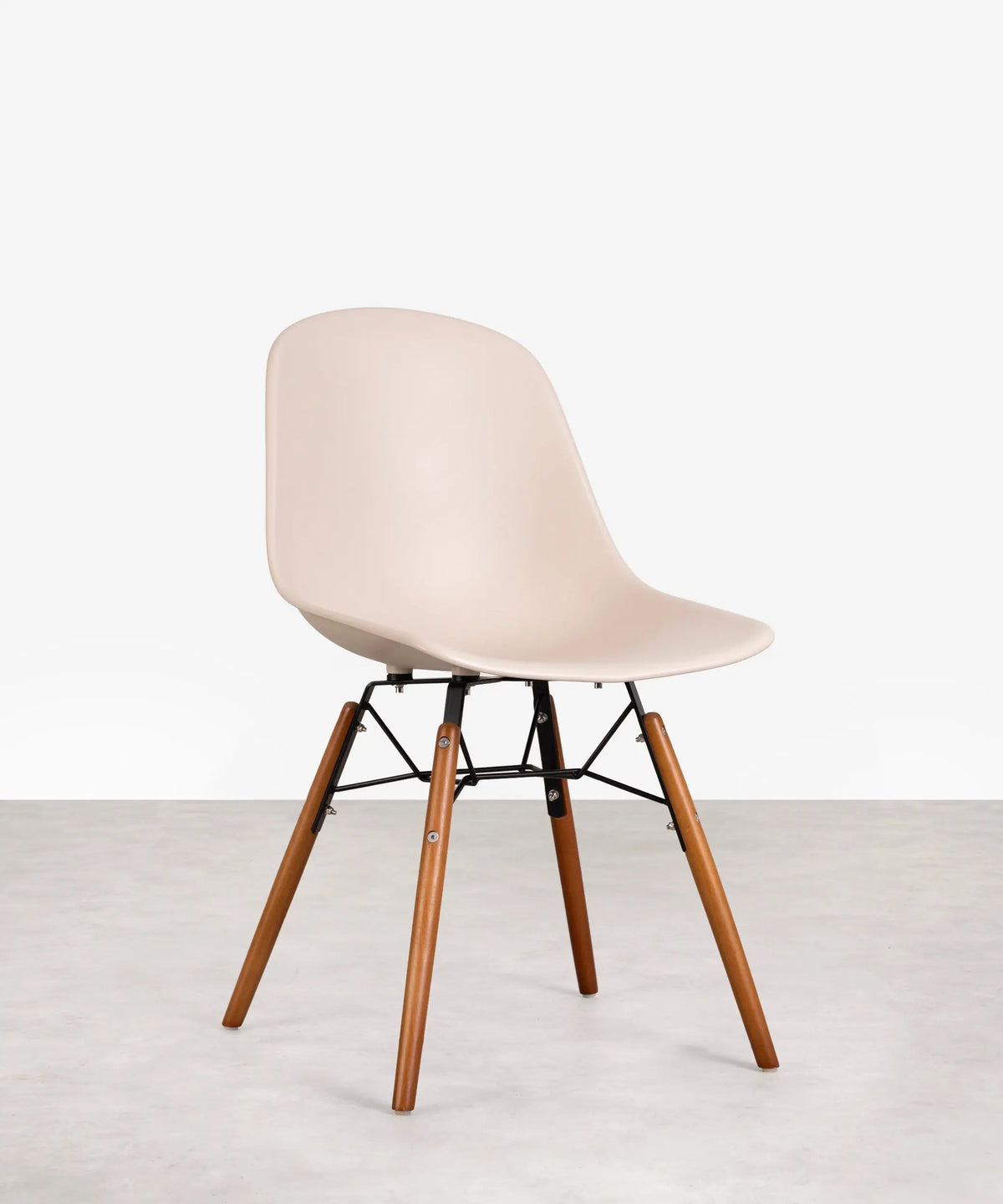 Chaise de salle à manger en polypropylène et bois Elon