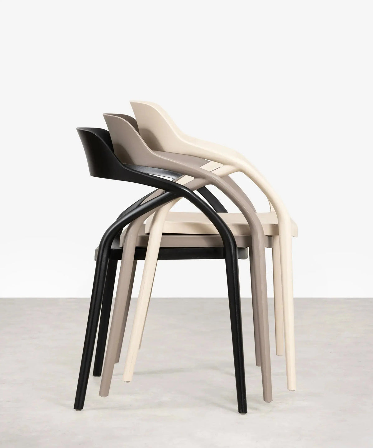 Chaise en polypropylène avec accoudoirs Grace