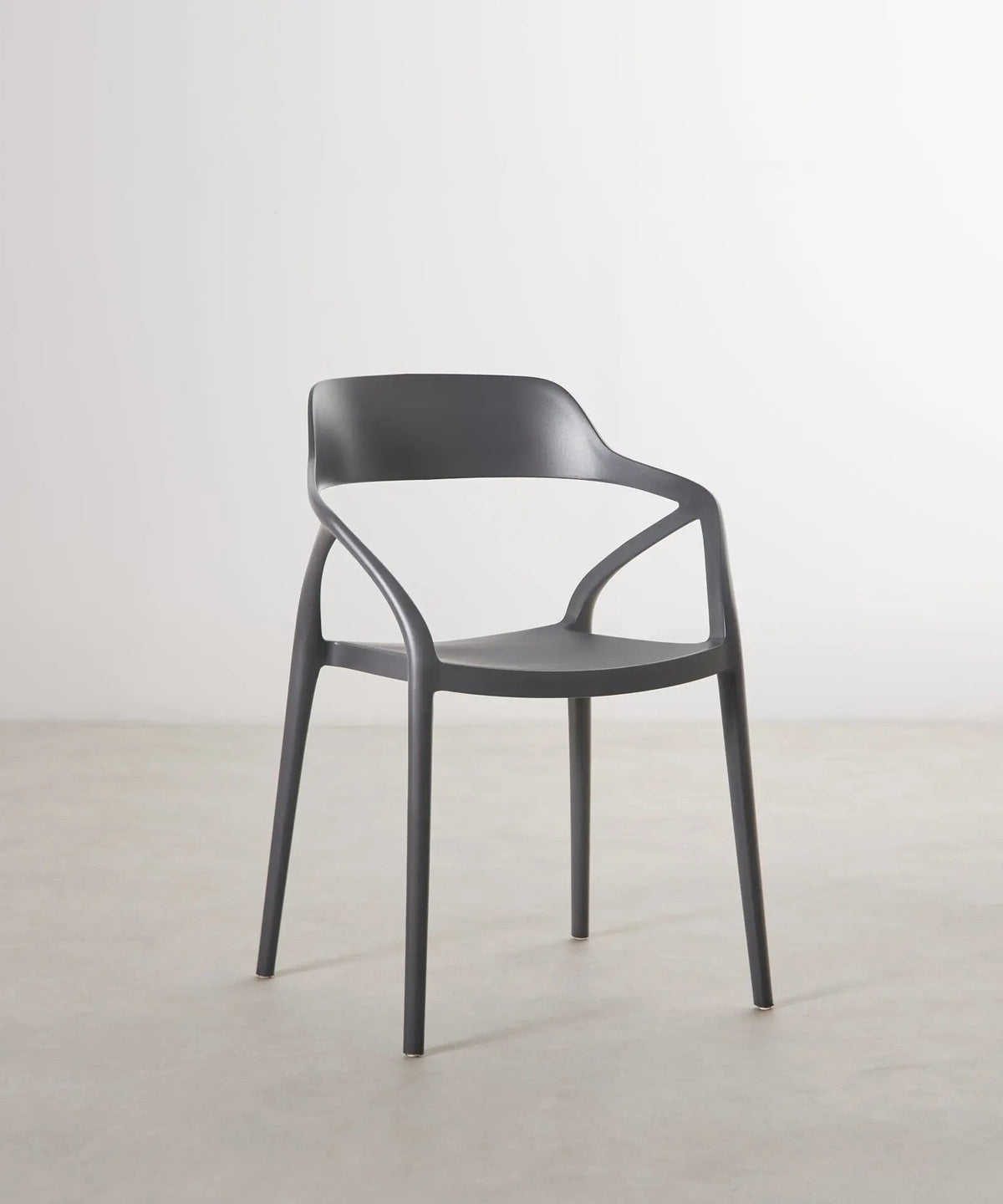 Chaise empilable Grace en polypropylène - Édition Limitée