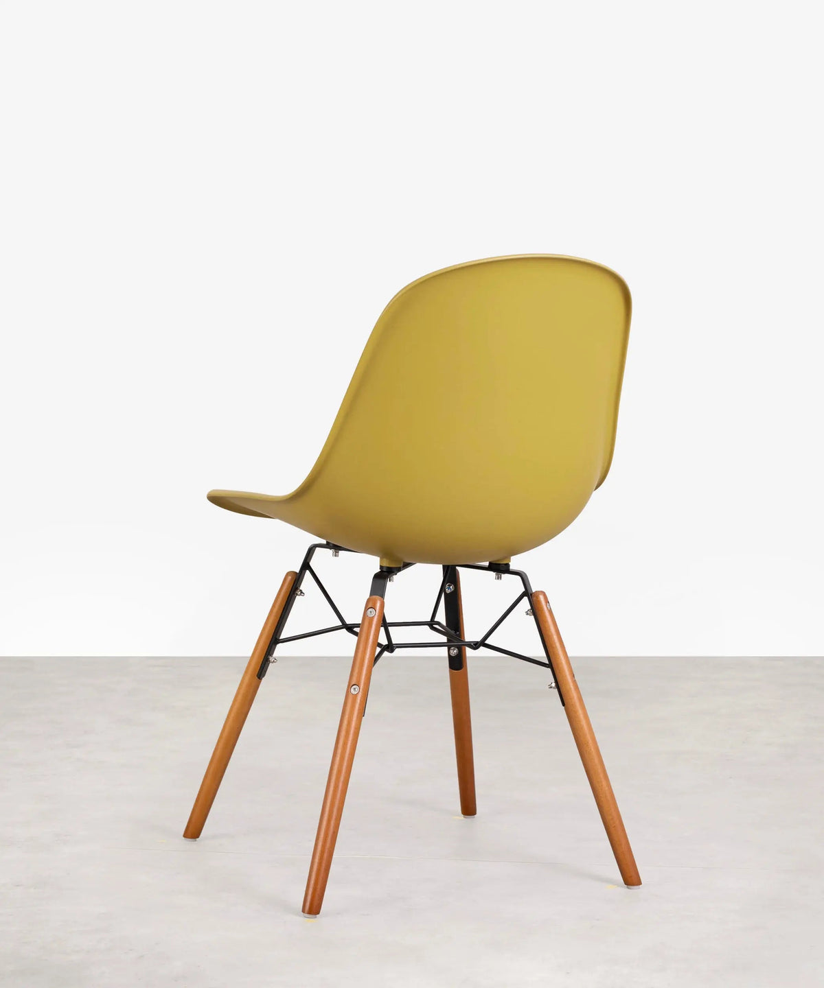 Chaise de salle à manger en polypropylène et bois Elon