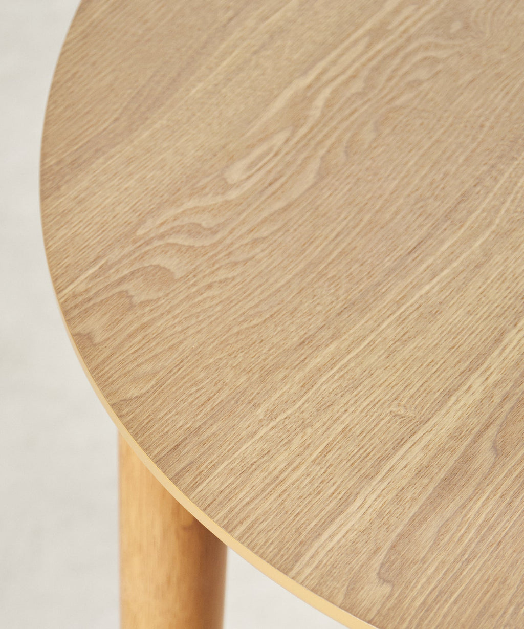 Table à manger ovale en bois Tina (130 cm)