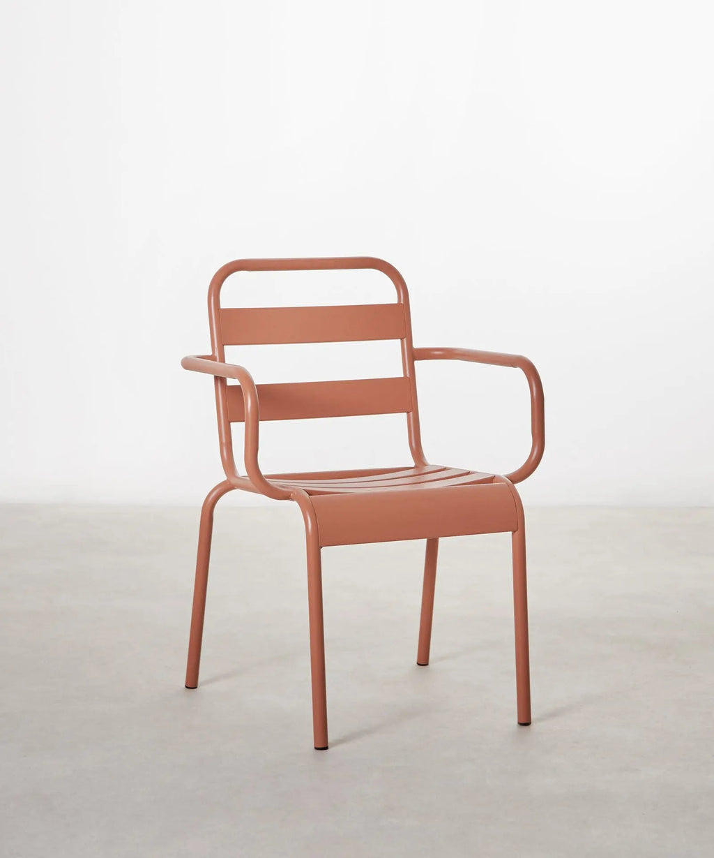 Chaise en métal d’extérieur avec accoudoirs Bora