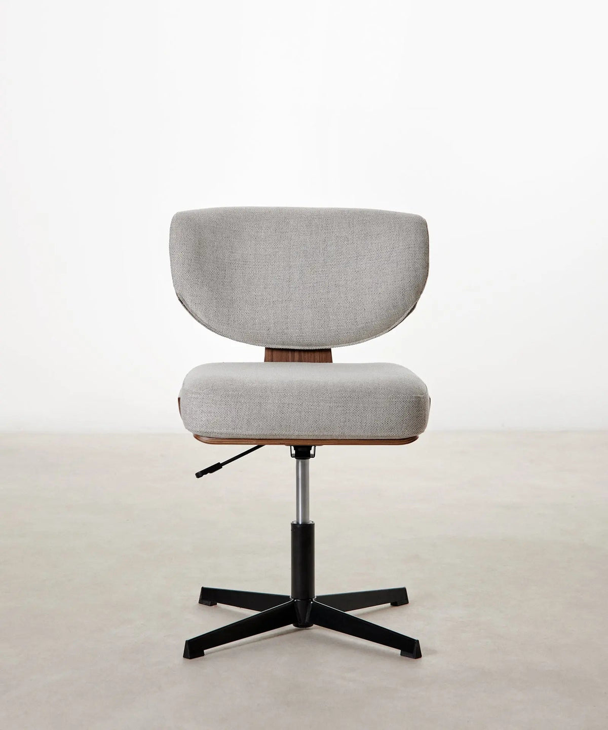 Chaise de bureau en tissu et bois Lexa