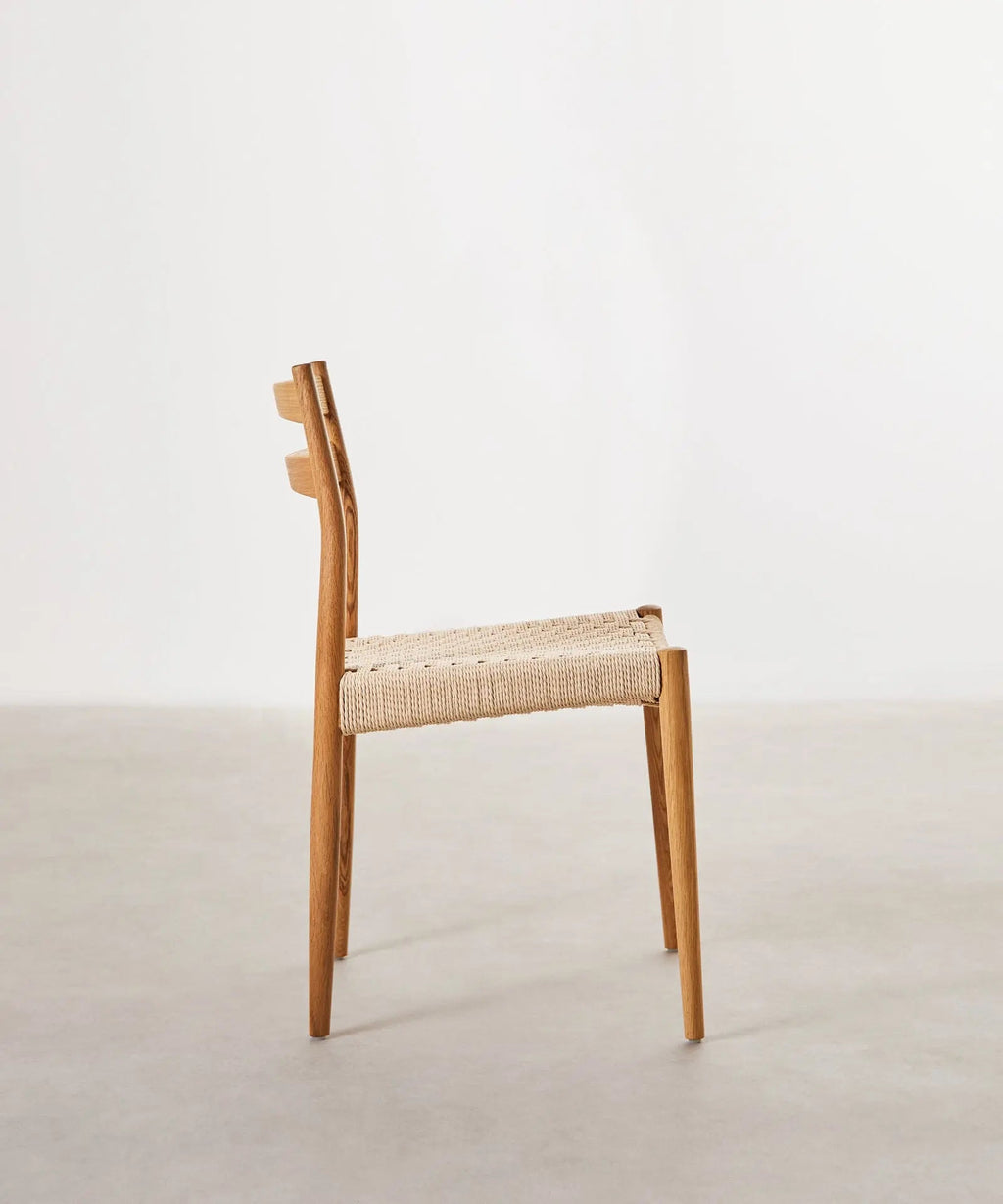 Chaise de salle à manger en bois et corde tressée Nona