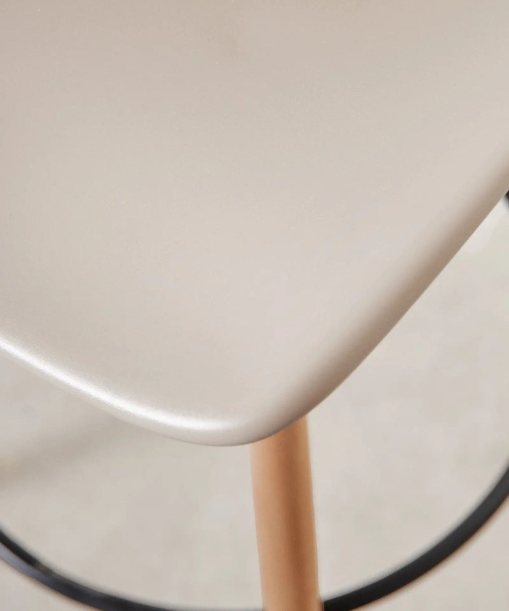 Tabouret en polypropylène et bois Elon