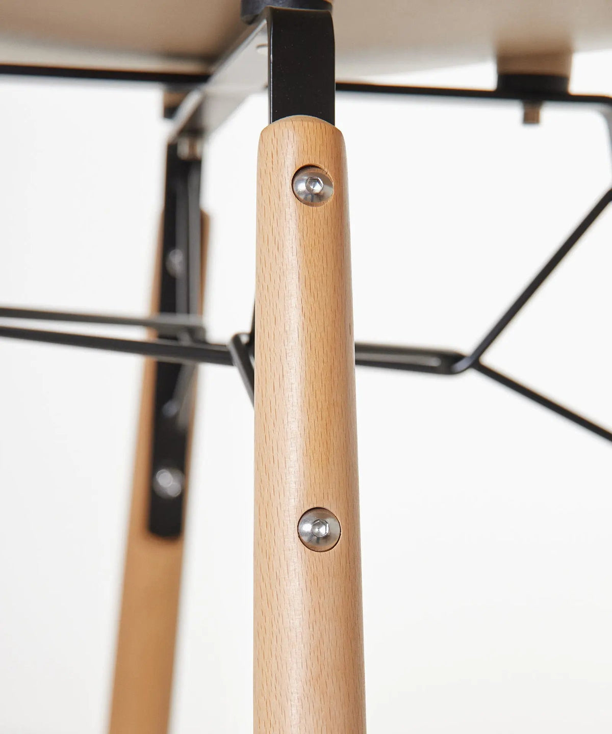 Tabouret en polypropylène et bois Elon