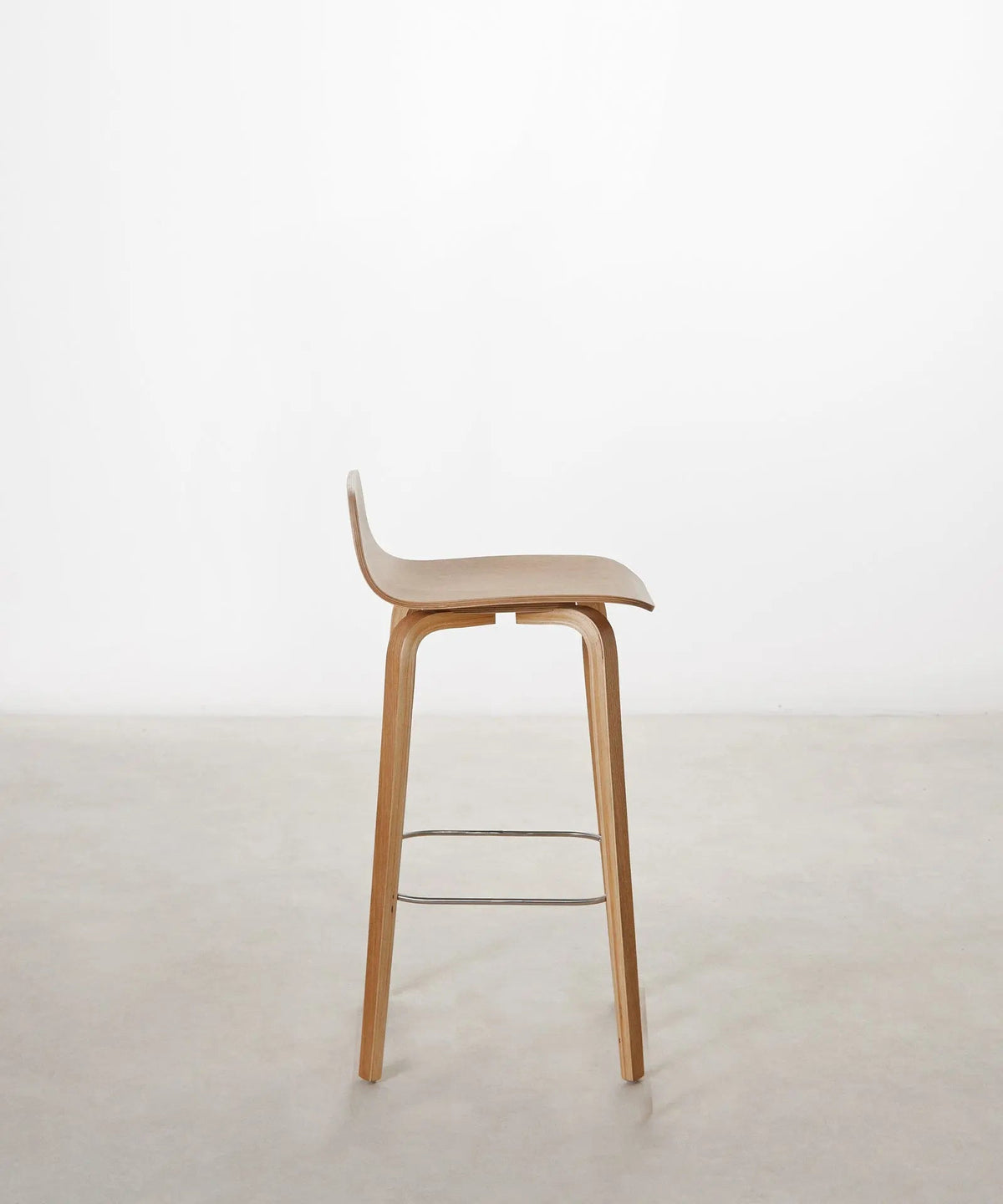 Tabouret en bois Eira